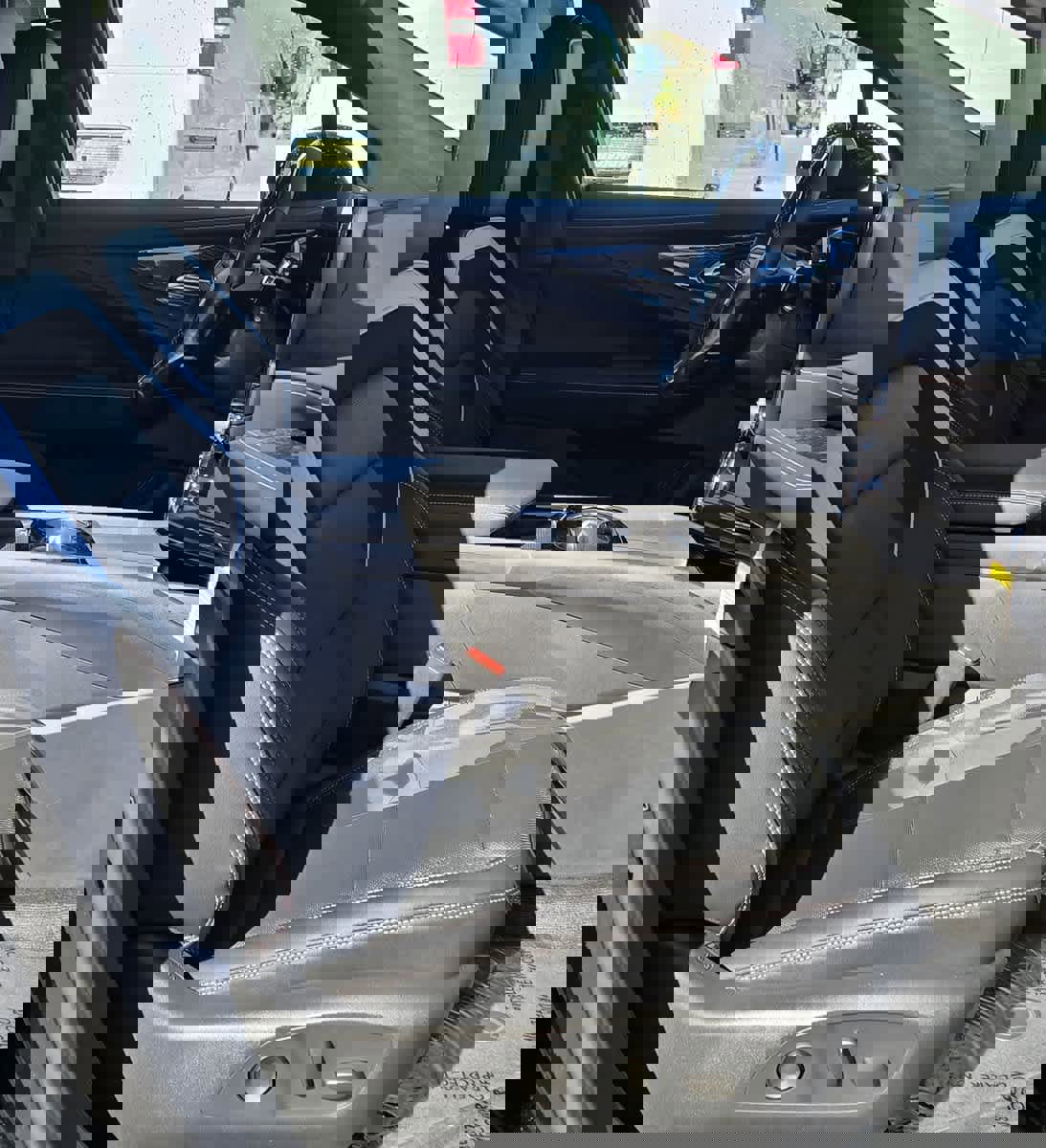 Used 2025 Chevrolet Blazer EV LT w/ Super Cruise Package image 11