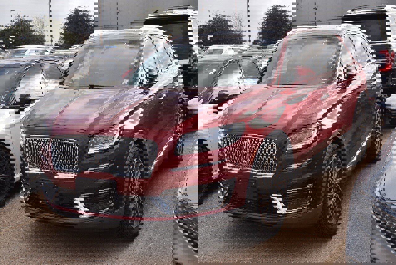 Used 2019 Lincoln Nautilus Reserve image 1