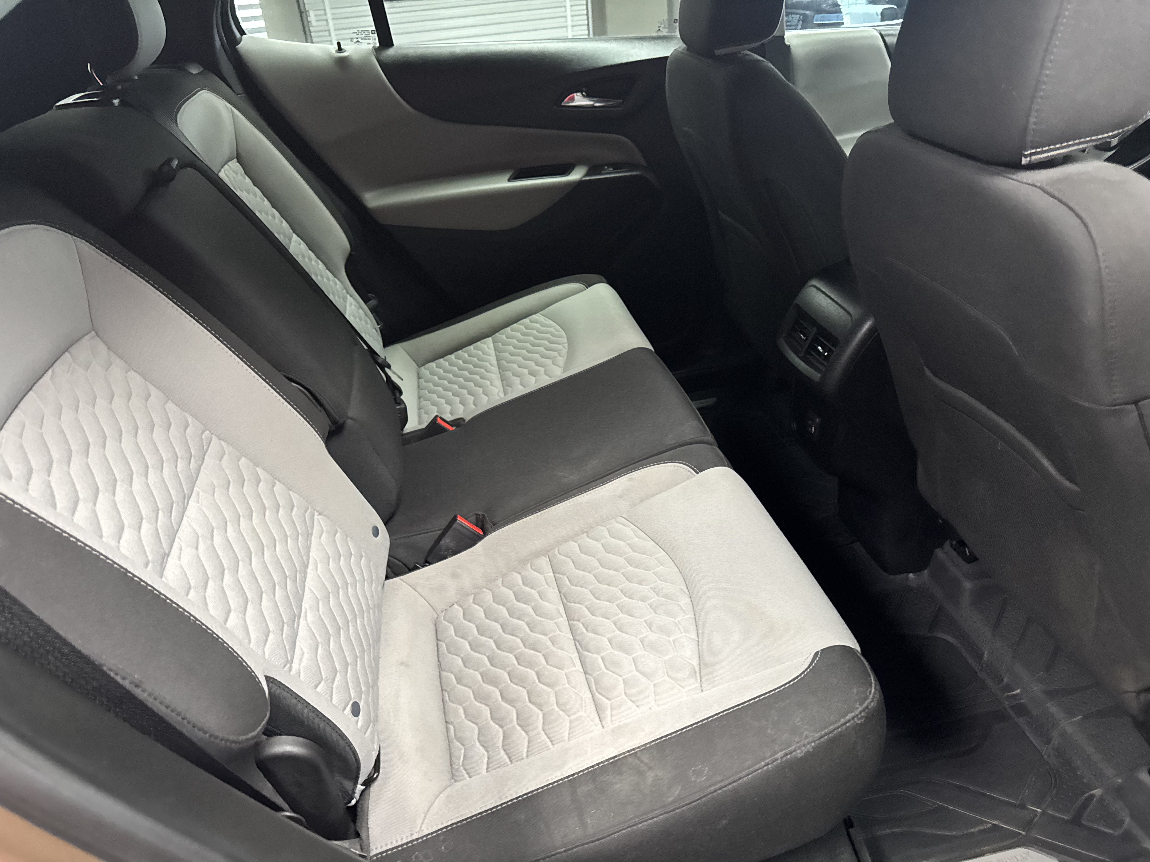 Used 2019 Chevrolet Equinox LS w/ LPO, Floor Liner Package FWD image 14