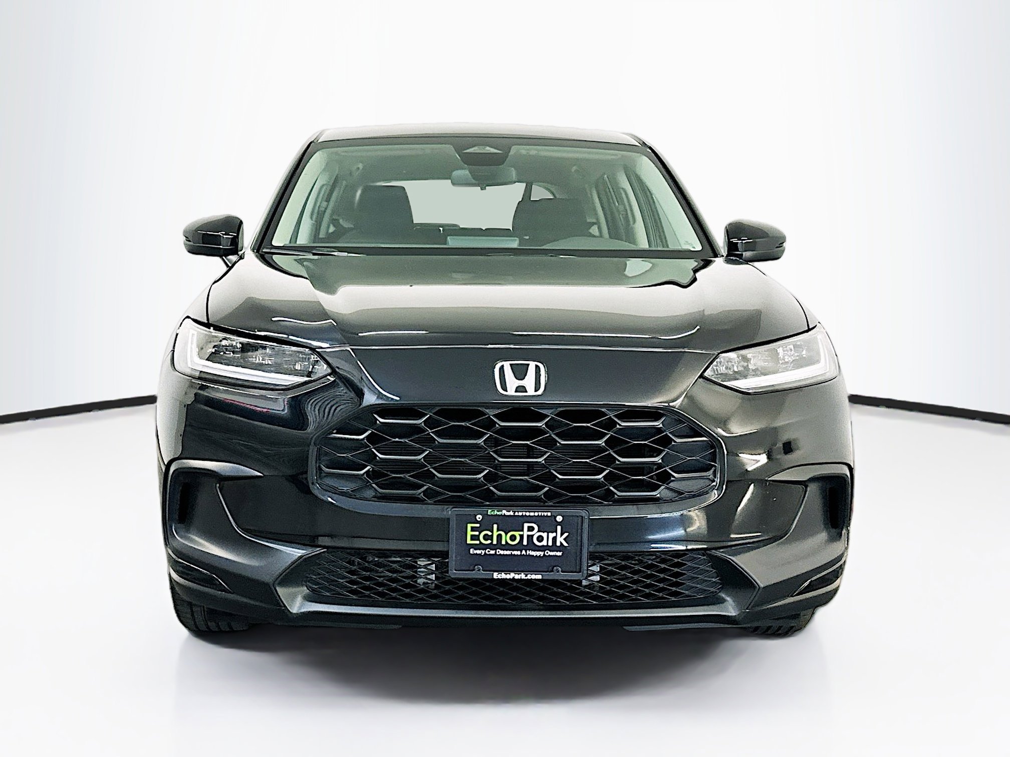 Used 2025 Honda HR-V LX image 2