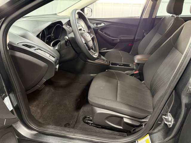 Used 2018 Ford Focus SE image 11