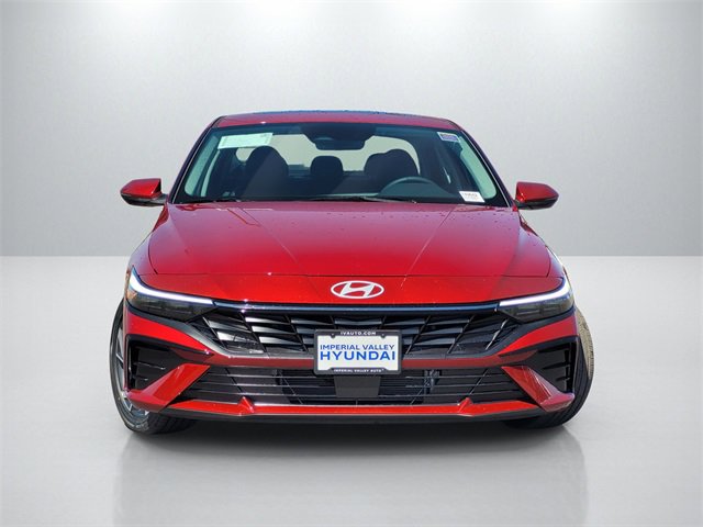 New 2025 Hyundai Elantra Limited image 3