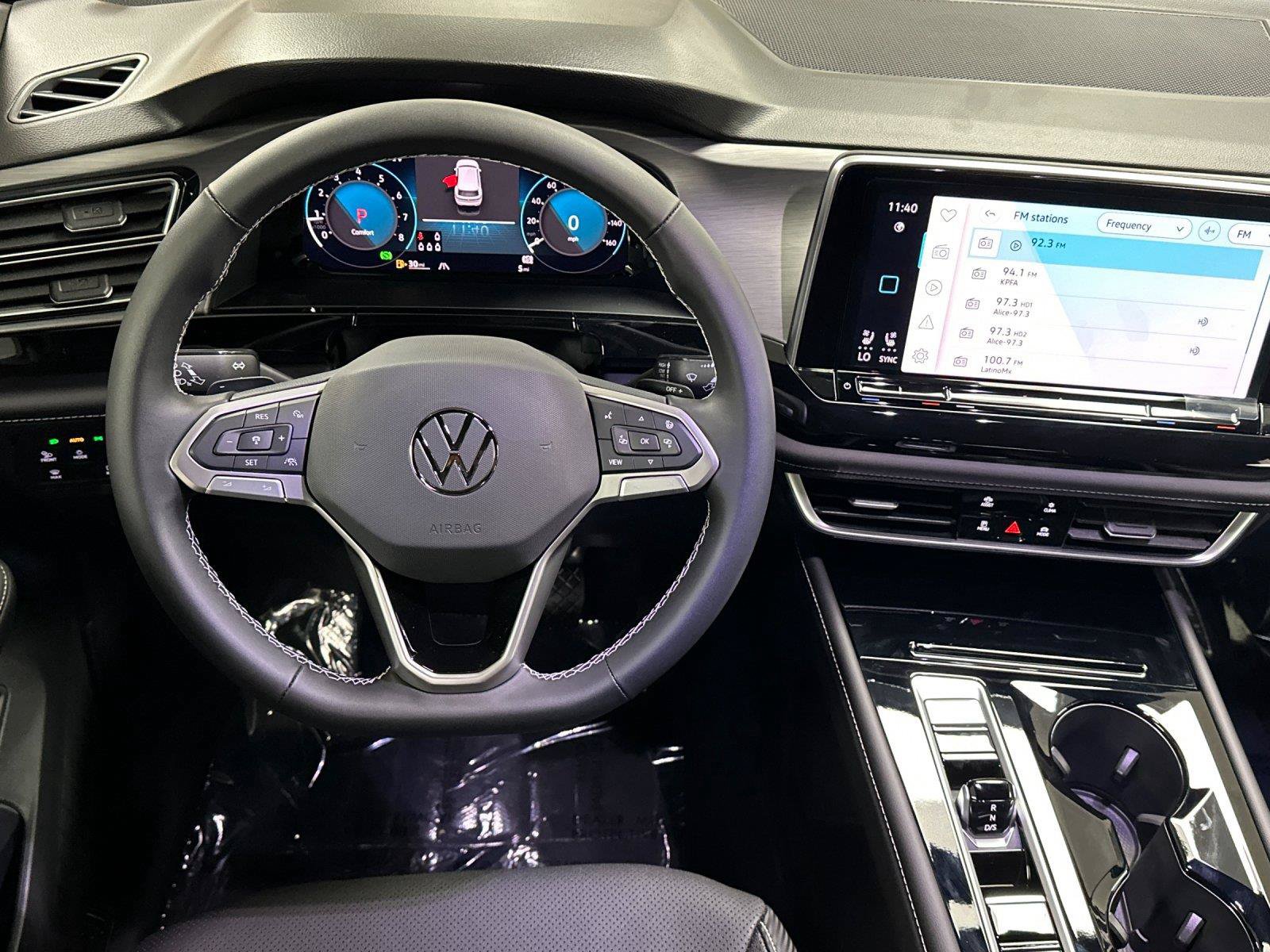 New 2026 Volkswagen Atlas Cross Sport SE AWD/4WD image 13