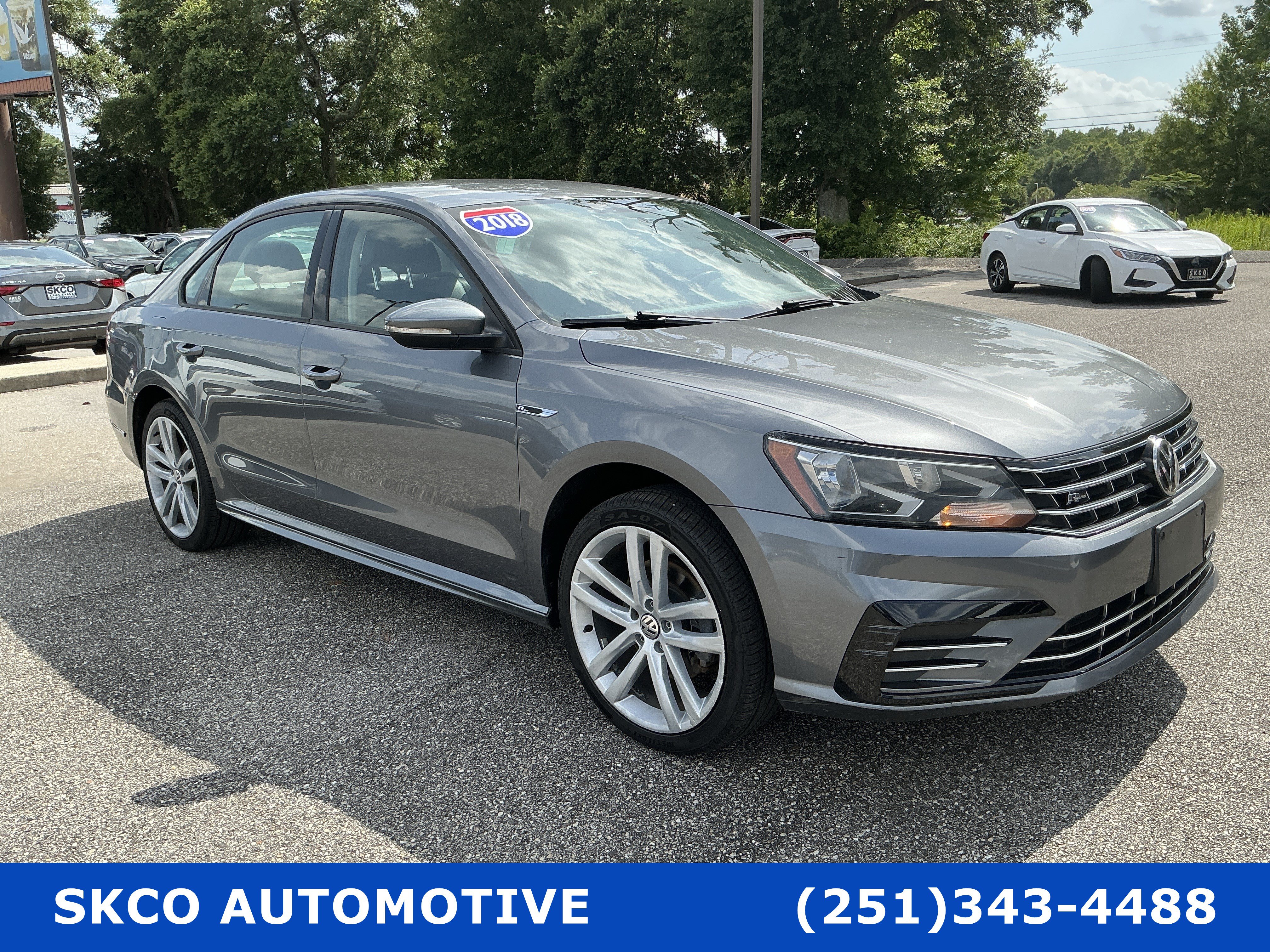 Used 2018 Volkswagen Passat 2.0T R-Line FWD image 7