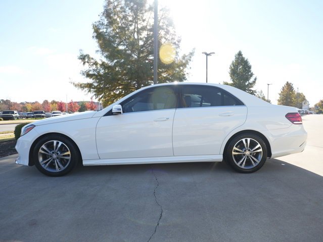Used 2016 Mercedes-Benz E 350 Sedan image 4