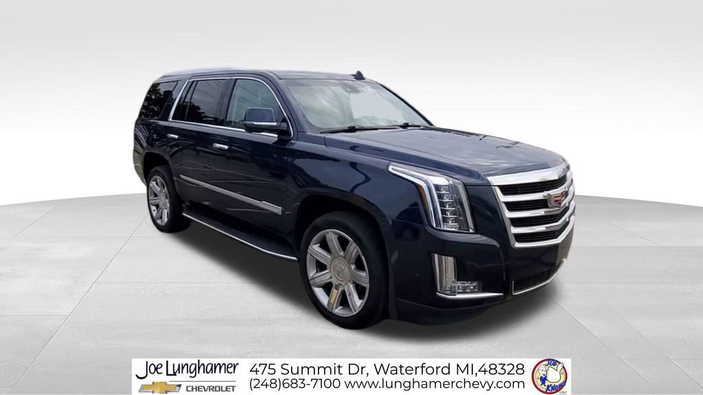 Used 2020 Cadillac Escalade Luxury image 2