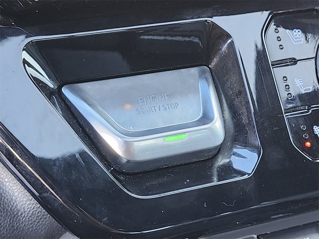 Used 2024 GMC Sierra 2500 AT4X image 23