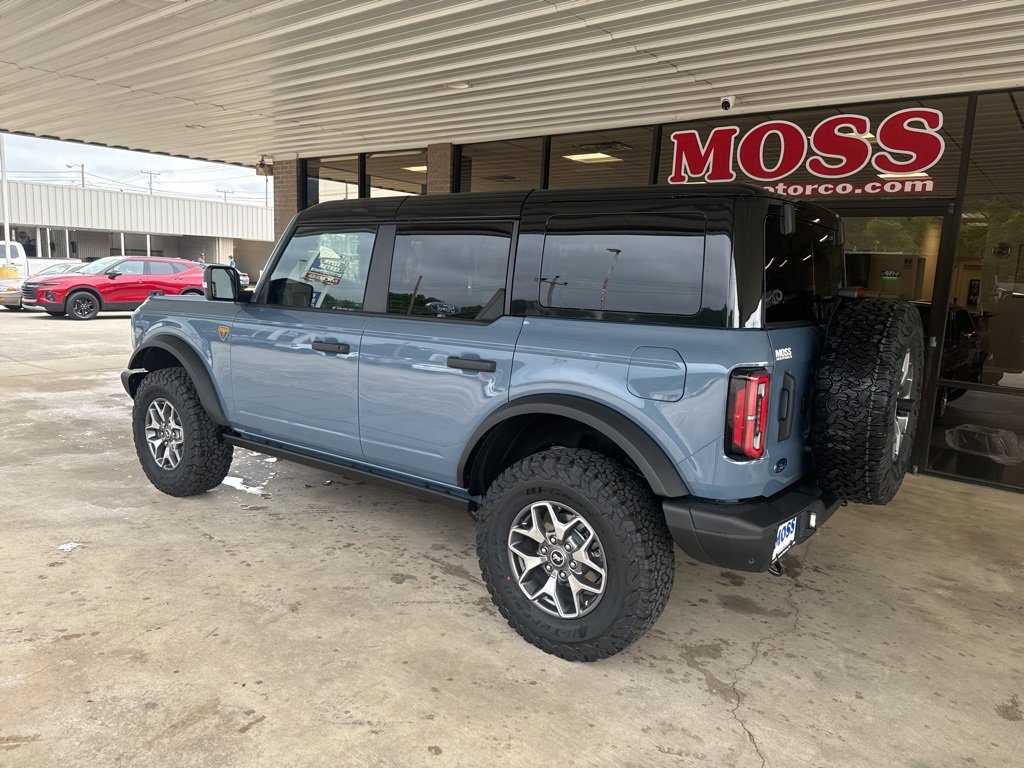New 2025 Ford Bronco Badlands image 6