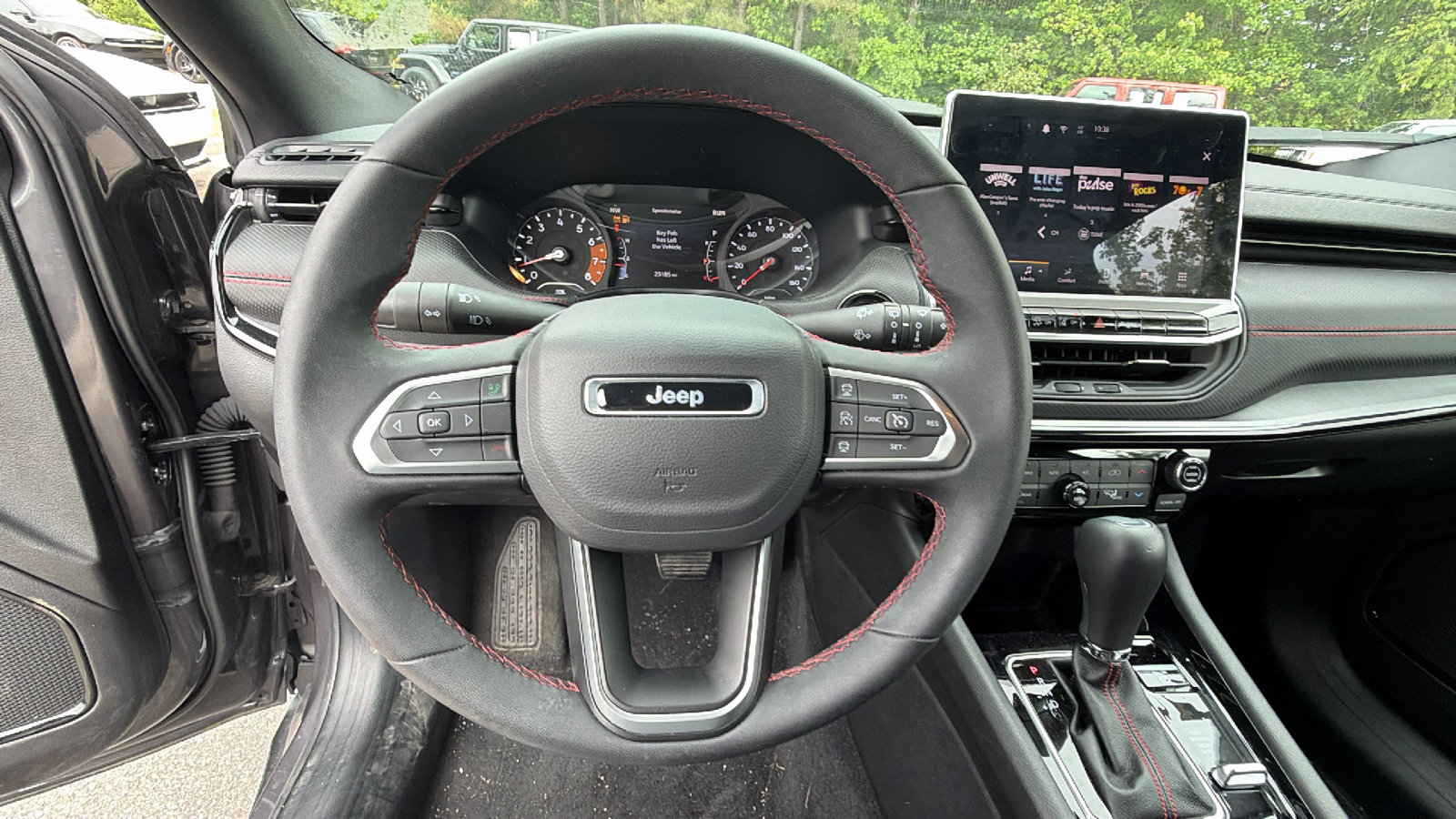 Used 2024 Jeep Compass Trailhawk AWD/4WD image 26