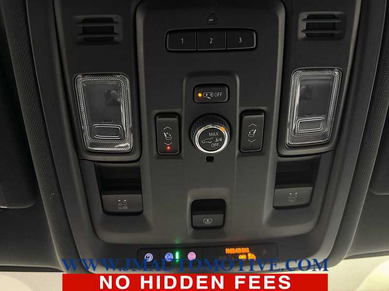 Used 2022 Chevrolet Tahoe LT w/ Luxury Package AWD/4WD image 37