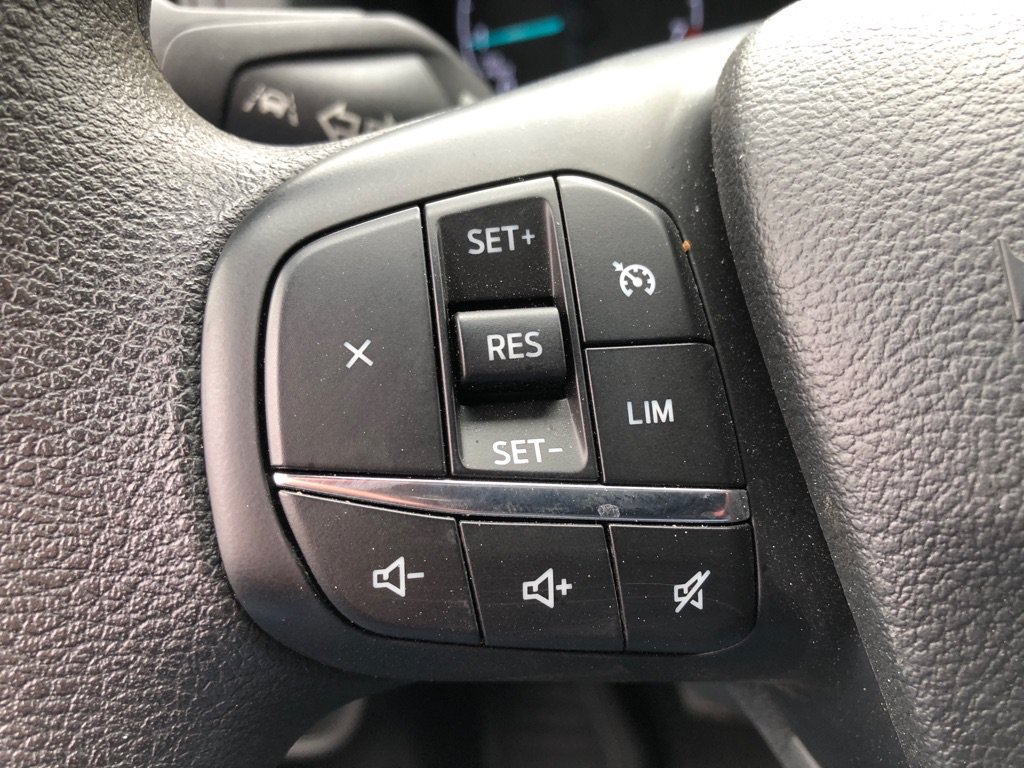 Used 2025 Ford Transit 250 148 Medium Roof RWD image 32