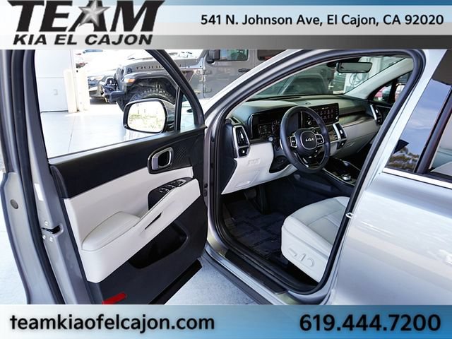 Certified 2023 Kia Sorento EX FWD image 37