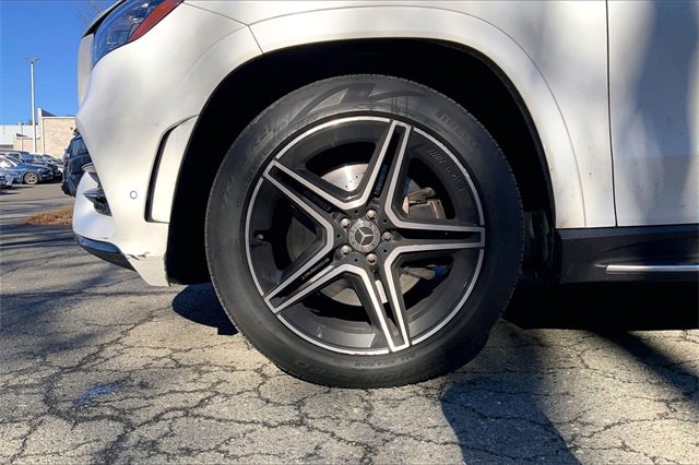 Used 2022 Mercedes-Benz GLS 450 4MATIC image 5