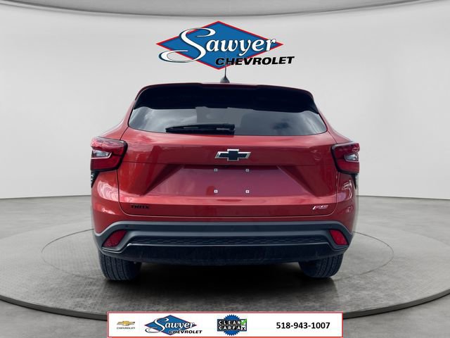 Used 2024 Chevrolet Trax RS w/ Driver Confidence Package image 4