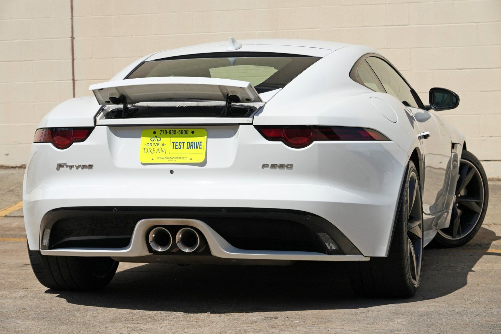 Used 2019 Jaguar F-TYPE R-Dynamic RWD image 5