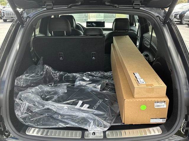 Used 2024 Genesis GV70 3.5T Sport w/ Sport Advanced Package image 21