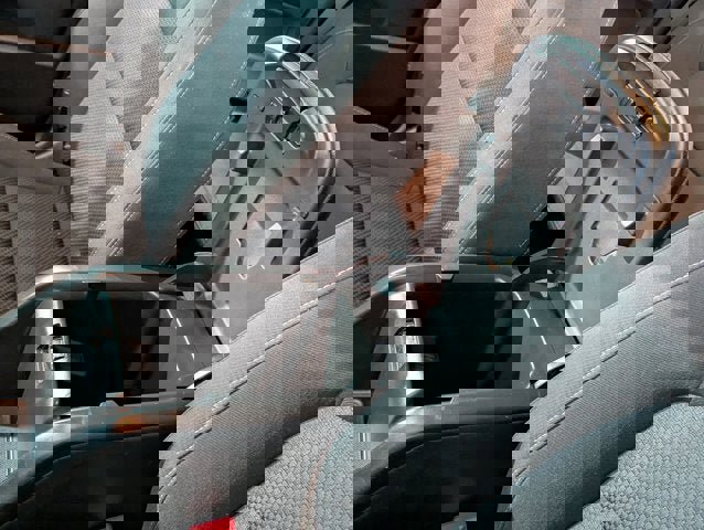 Used 2022 Chevrolet Colorado LT w/ LT Convenience Package image 39