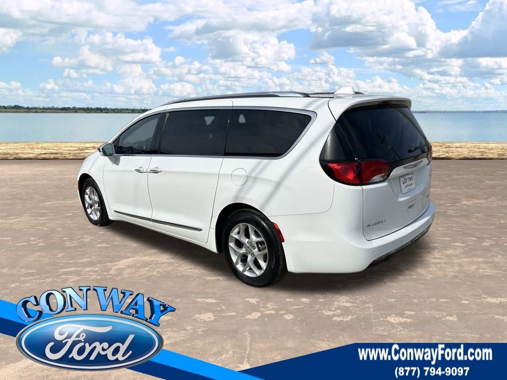 Used 2020 Chrysler Pacifica Limited image 11