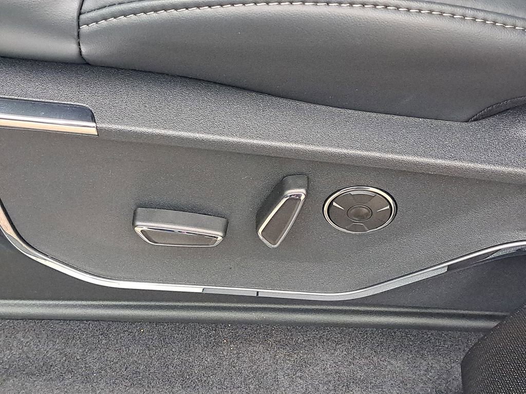 New 2025 Ford F150 Lightning Platinum w/ Dark Elements Package image 9