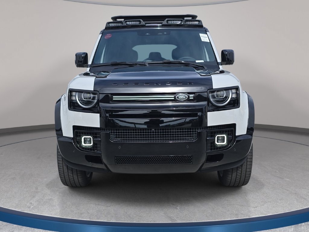 New 2026 Land Rover Defender 110 X AWD/4WD image 2