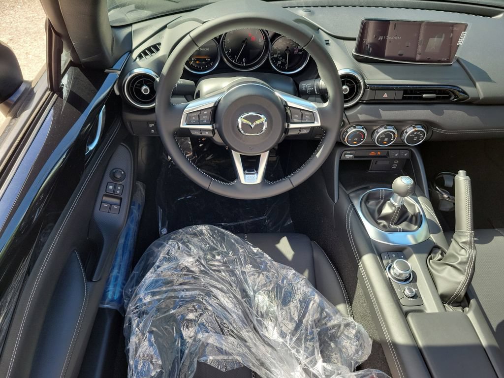 New 2026 MAZDA MX-5 Miata RF Grand Touring RWD image 15
