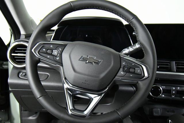 New 2026 Chevrolet Trax ACTIV image 2