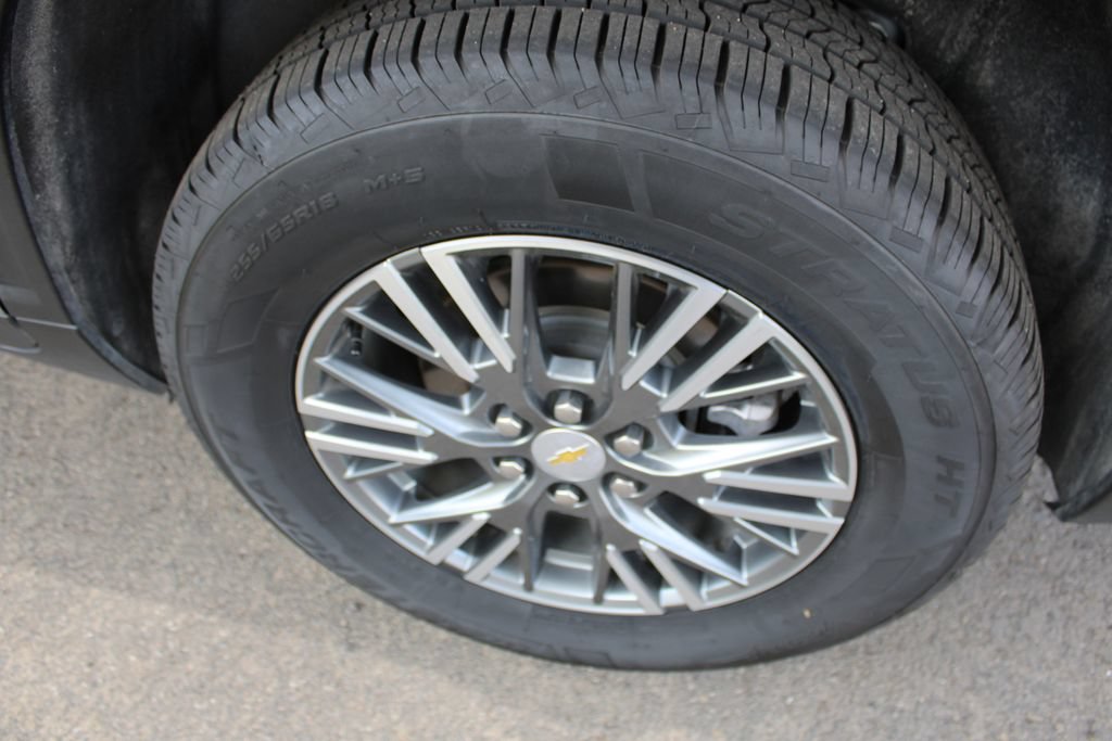 Used 2025 Chevrolet Traverse LT AWD/4WD image 64