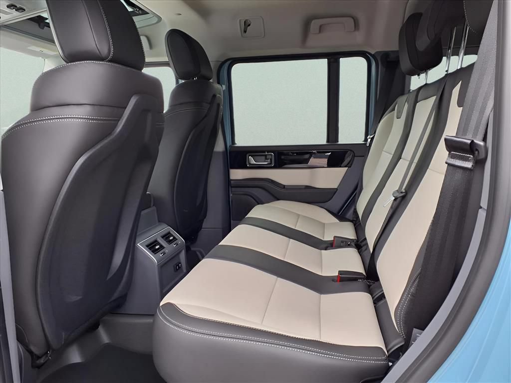 New 2025 INEOS Grenadier Station Wagon AWD/4WD image 9