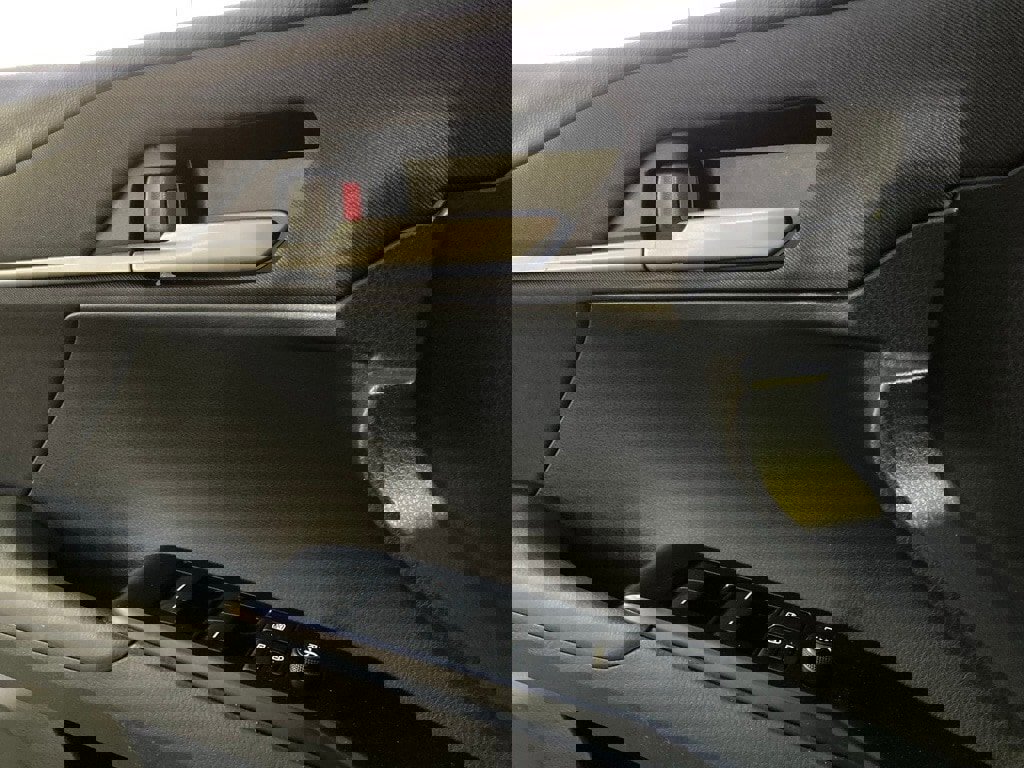 Certified 2025 Toyota Camry LE image 13