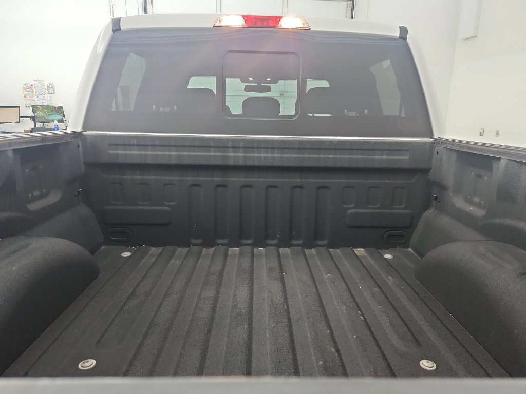 Used 2018 Ford F150 XLT w/ Equipment Group 302A Luxury AWD/4WD image 35