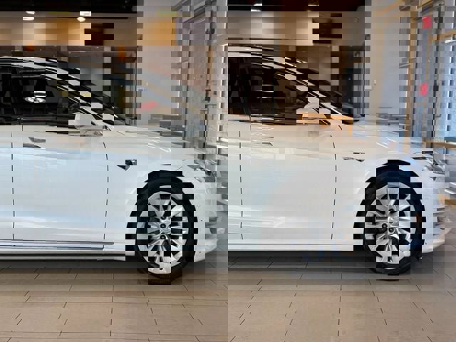 Used 2019 Tesla Model S Long Range AWD/4WD image 16