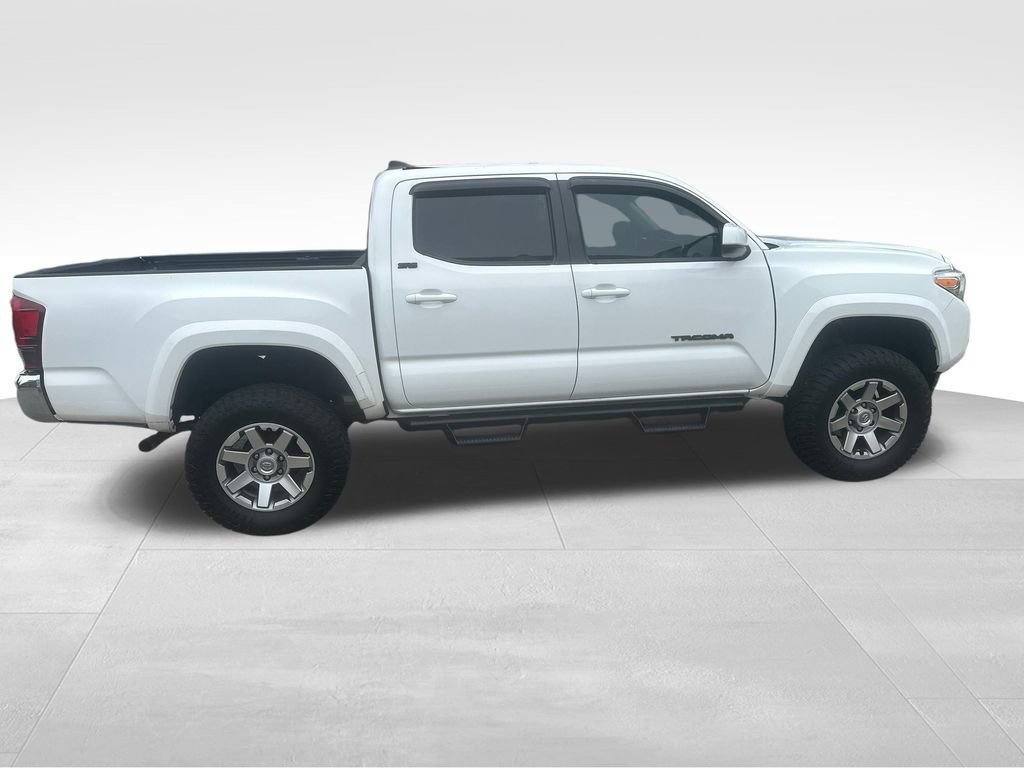 Used 2019 Toyota Tacoma SR5 RWD image 28