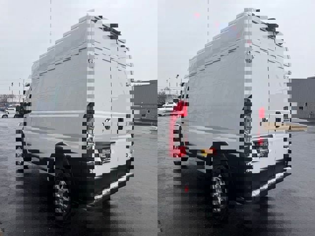 New 2026 RAM ProMaster 1500 w/ Quick Order Package 22G SLT image 4