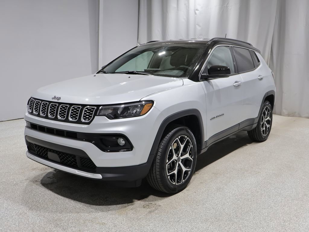 Used 2025 Jeep Compass Limited image 5