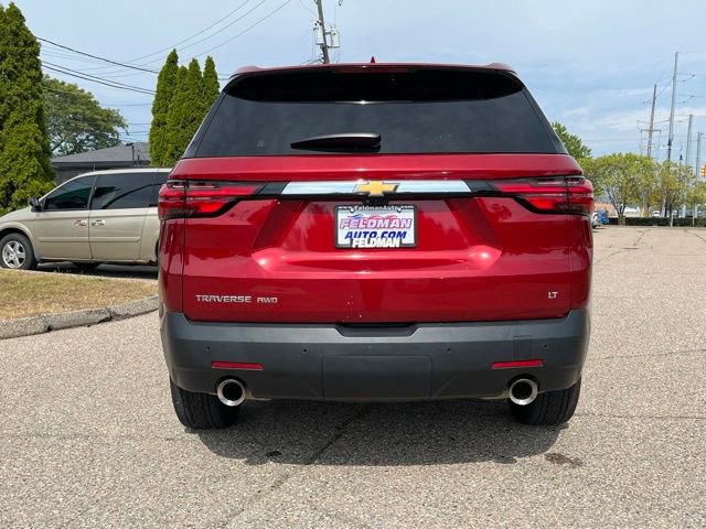 Used 2022 Chevrolet Traverse LT w/ LT Premium Package image 4