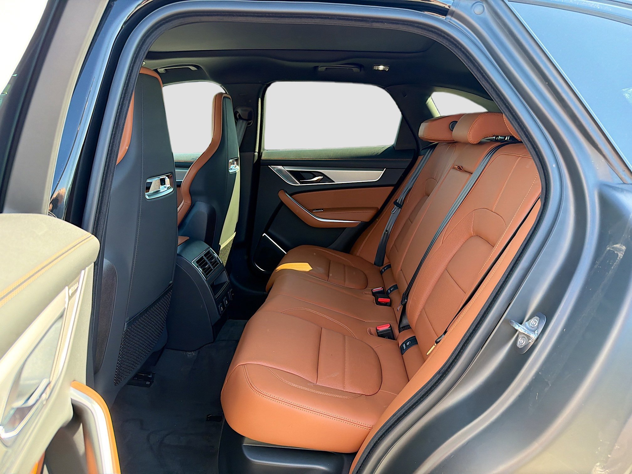 New 2026 Jaguar F-PACE R-Dynamic S AWD/4WD image 21