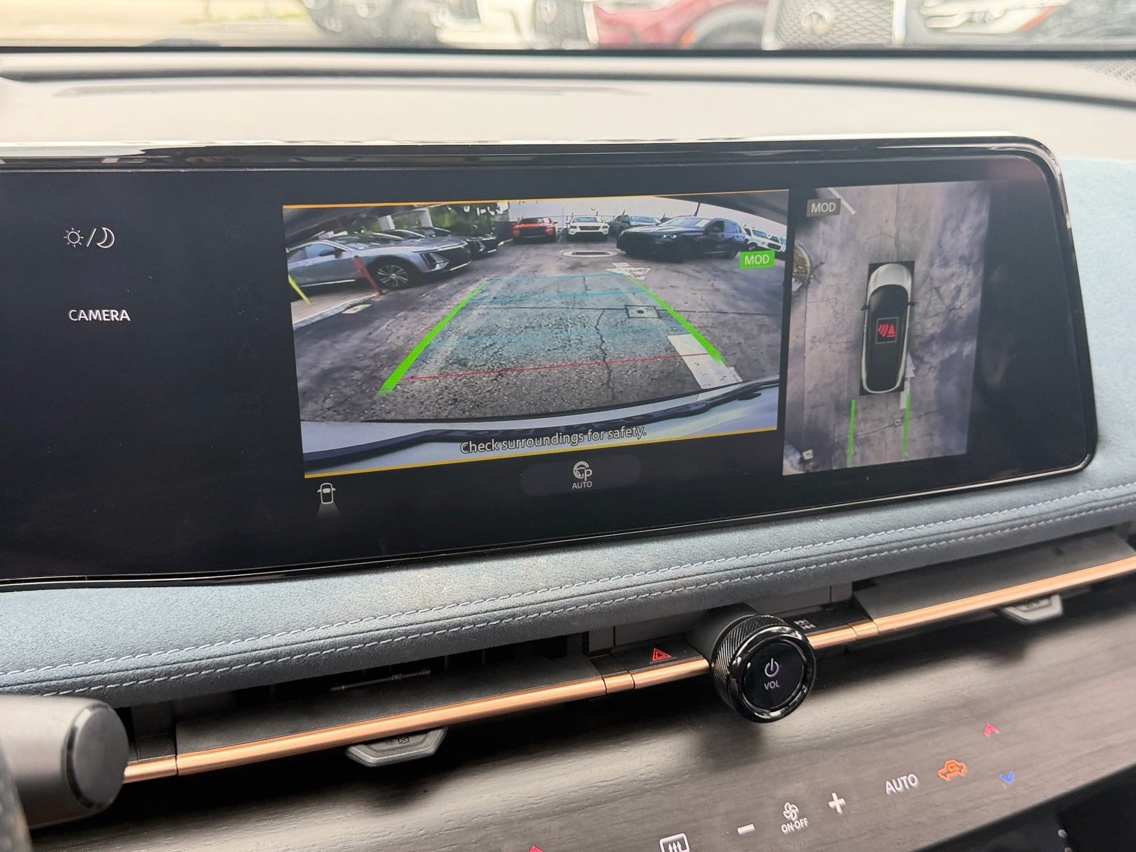 Certified 2024 Nissan Ariya AWD image 23