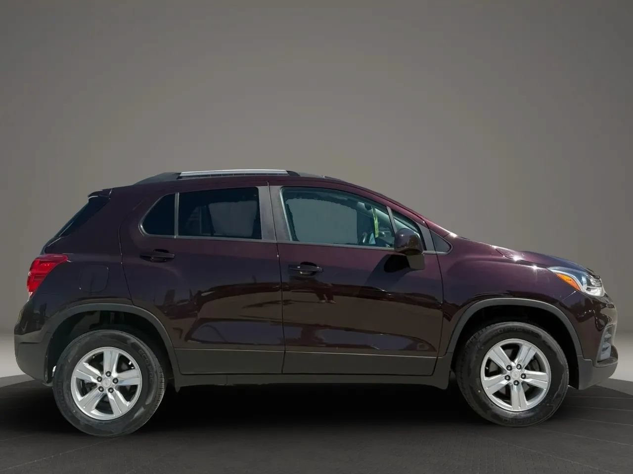 Used 2022 Chevrolet Trax LT w/ Driver Confidence Package AWD/4WD image 7