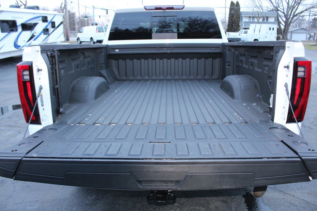 Used 2024 GMC Sierra 2500 SLT w/ SLT Convenience Package image 29