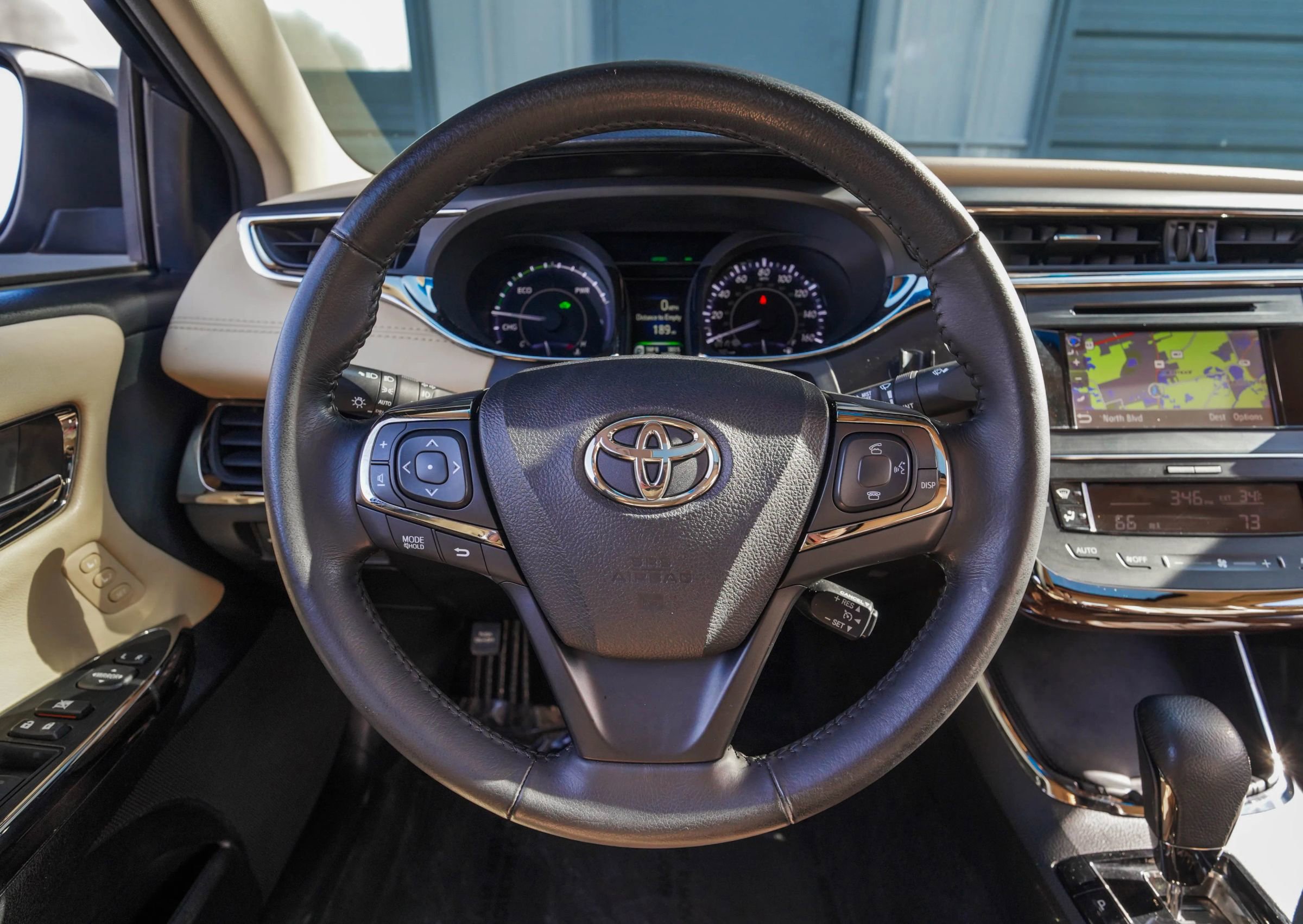 Used 2013 Toyota Avalon XLE Touring image 14