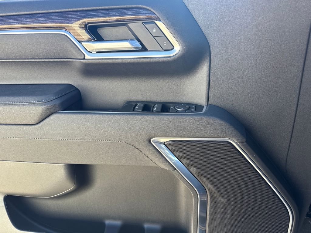 New 2026 GMC Sierra 1500 Elevation image 22