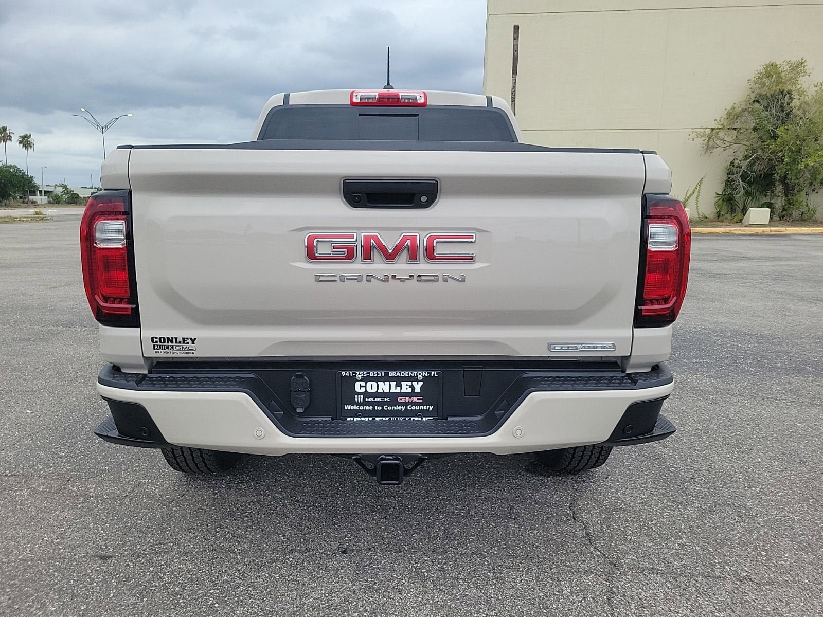 New 2026 GMC Canyon Elevation w/ Convenience Package RWD image 6