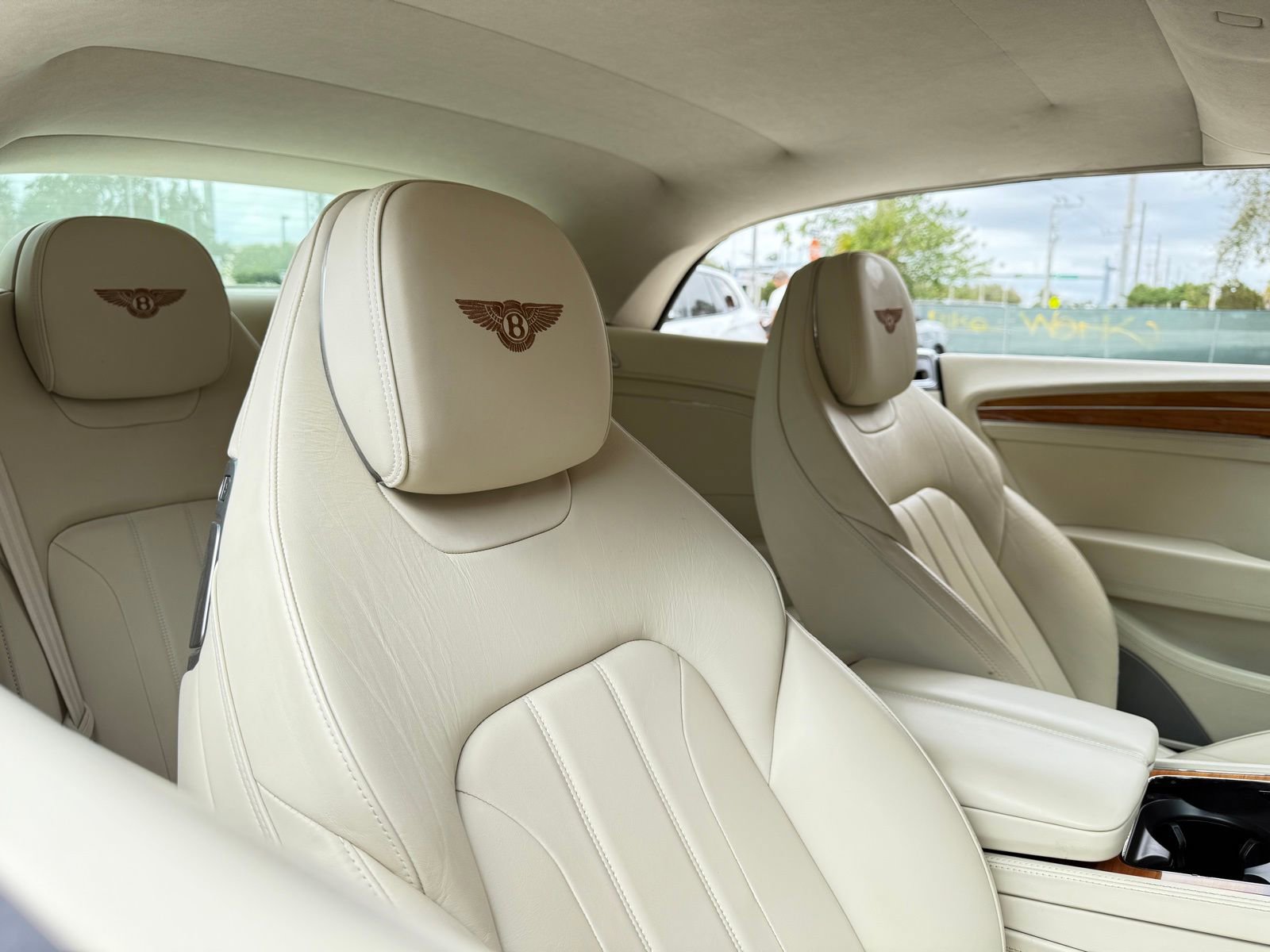 Used 2020 Bentley Continental GT image 25