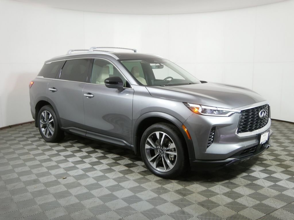Certified 2025 INFINITI QX60 Luxe w/ Cargo Package image 1