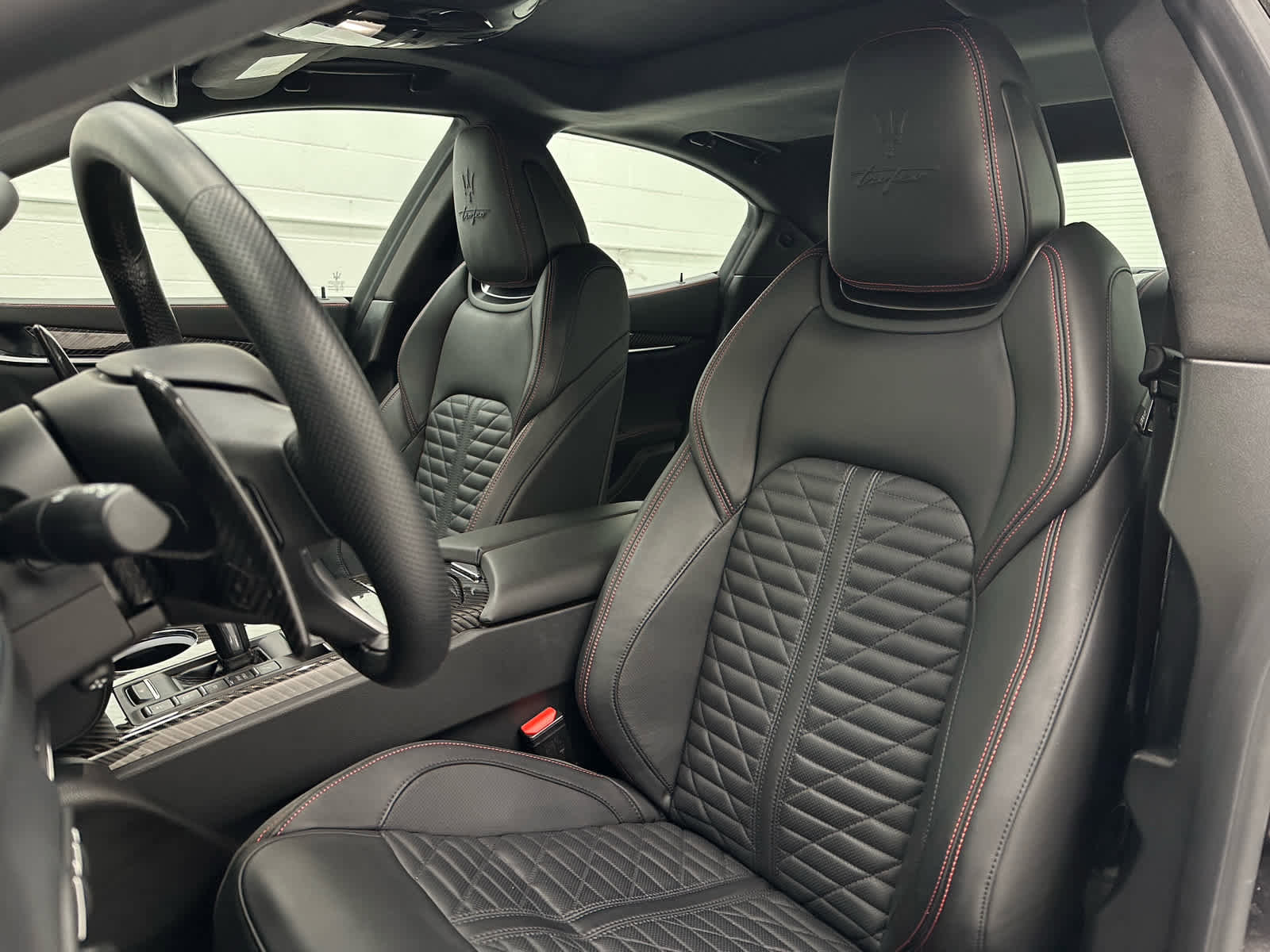 Used 2022 Maserati Ghibli Trofeo image 13