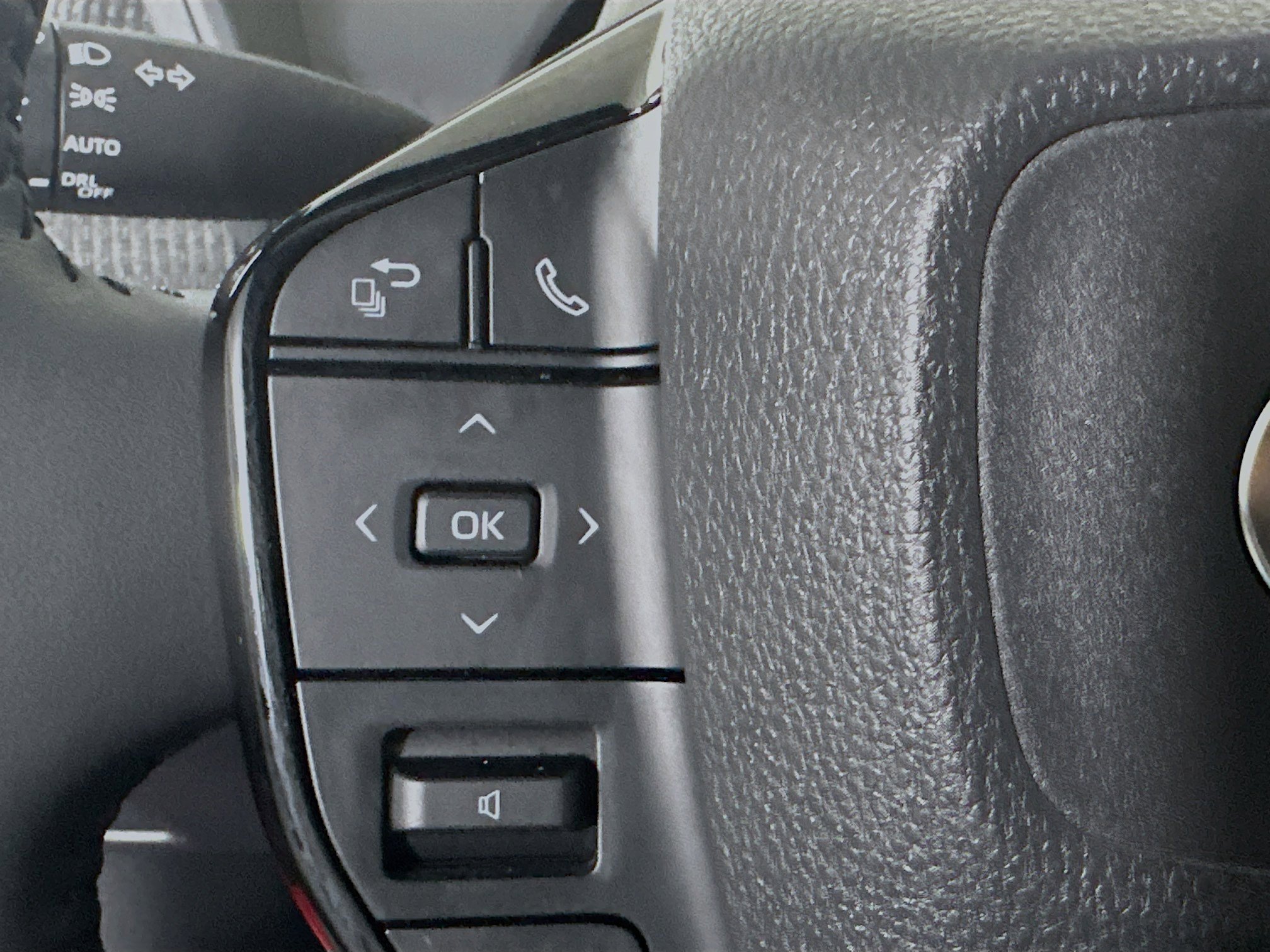 Used 2025 Toyota bZ4X Limited image 16