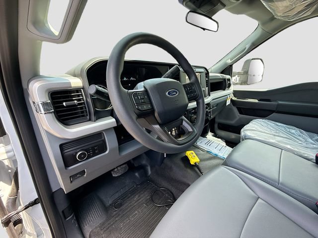 New 2026 Ford F550 4x4 Regular Cab Super Duty image 12