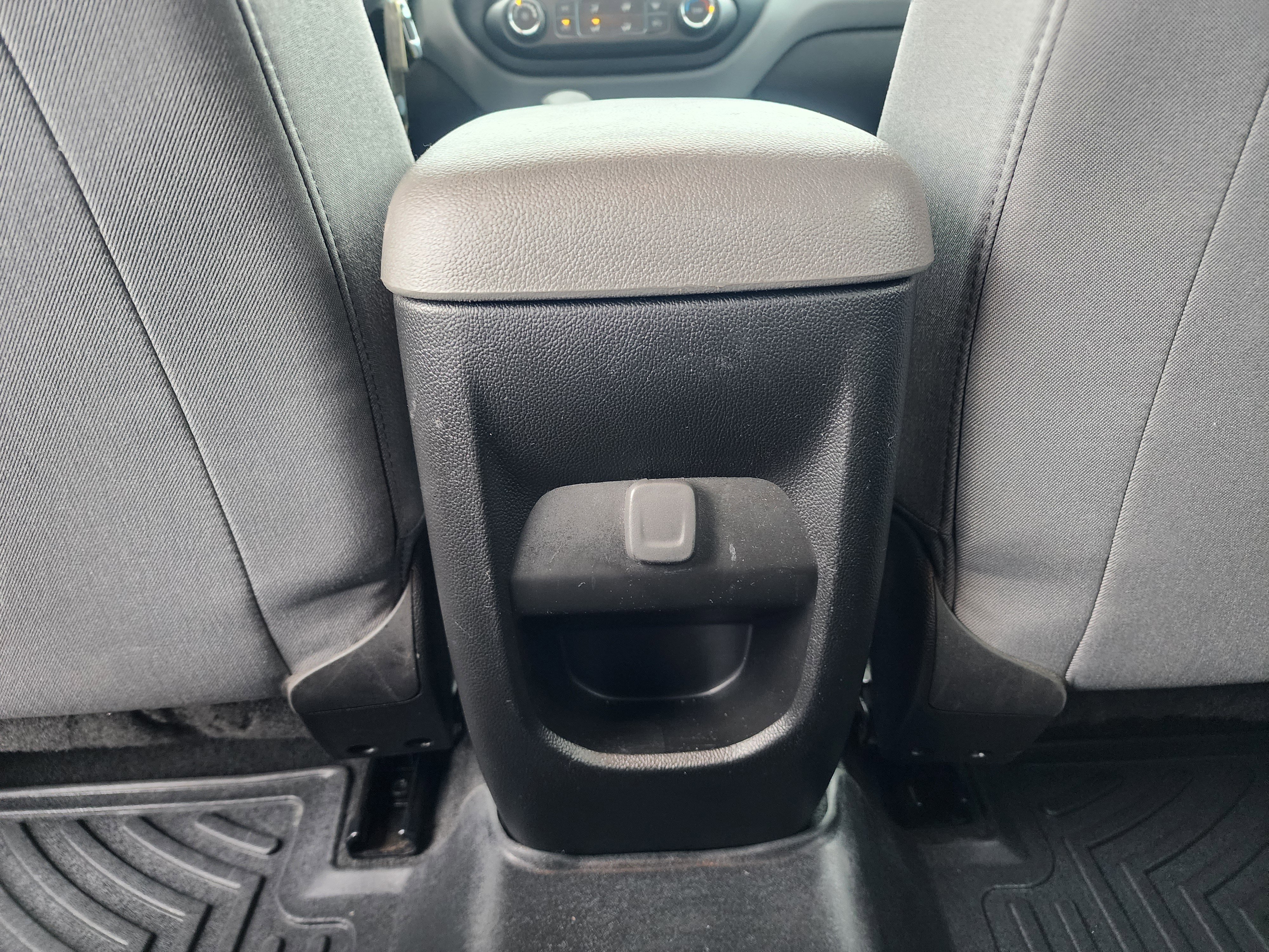 Used 2022 Chevrolet Colorado W/T w/ WT Convenience Package image 18