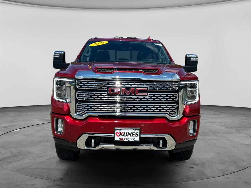 Used 2021 GMC Sierra 2500 Denali w/ Denali Ultimate Package AWD/4WD image 2