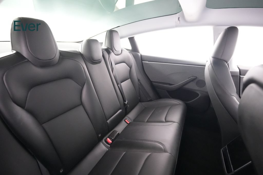 Used 2025 Tesla Model 3 Long Range RWD image 5